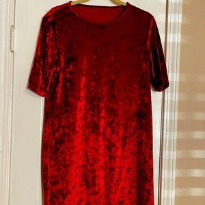 Crushed velvet tunic - Christmas red; XL/Fits a medium; EUC